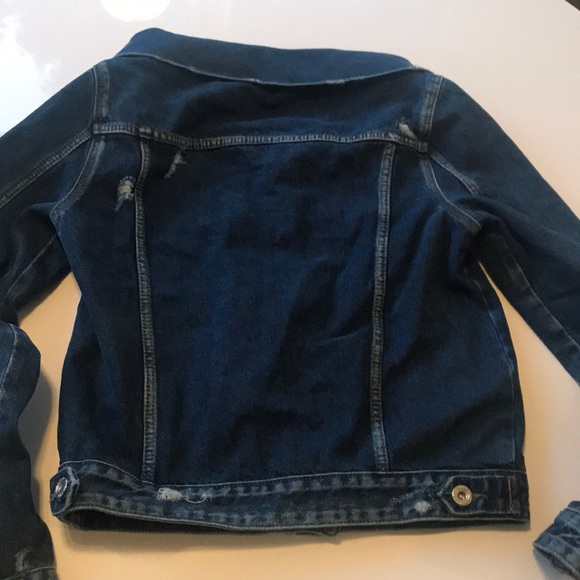 NWT Zara Distressed Boatneck Denim Jacket SZ Small - Picture 4 of 4